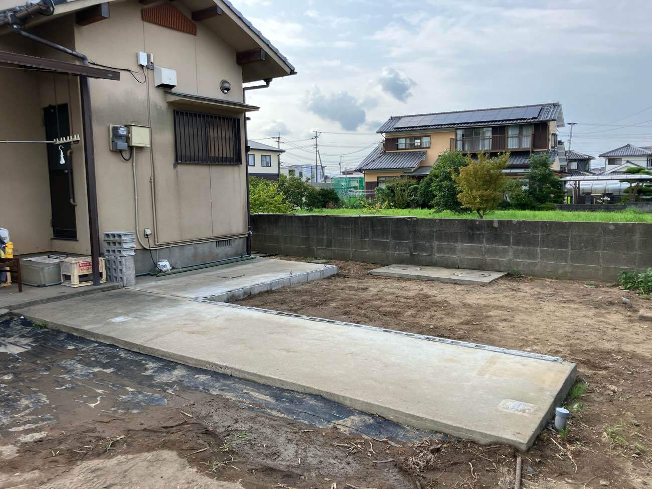 倉庫解体・内窓取付工事