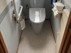 トイレ取り替え他工事